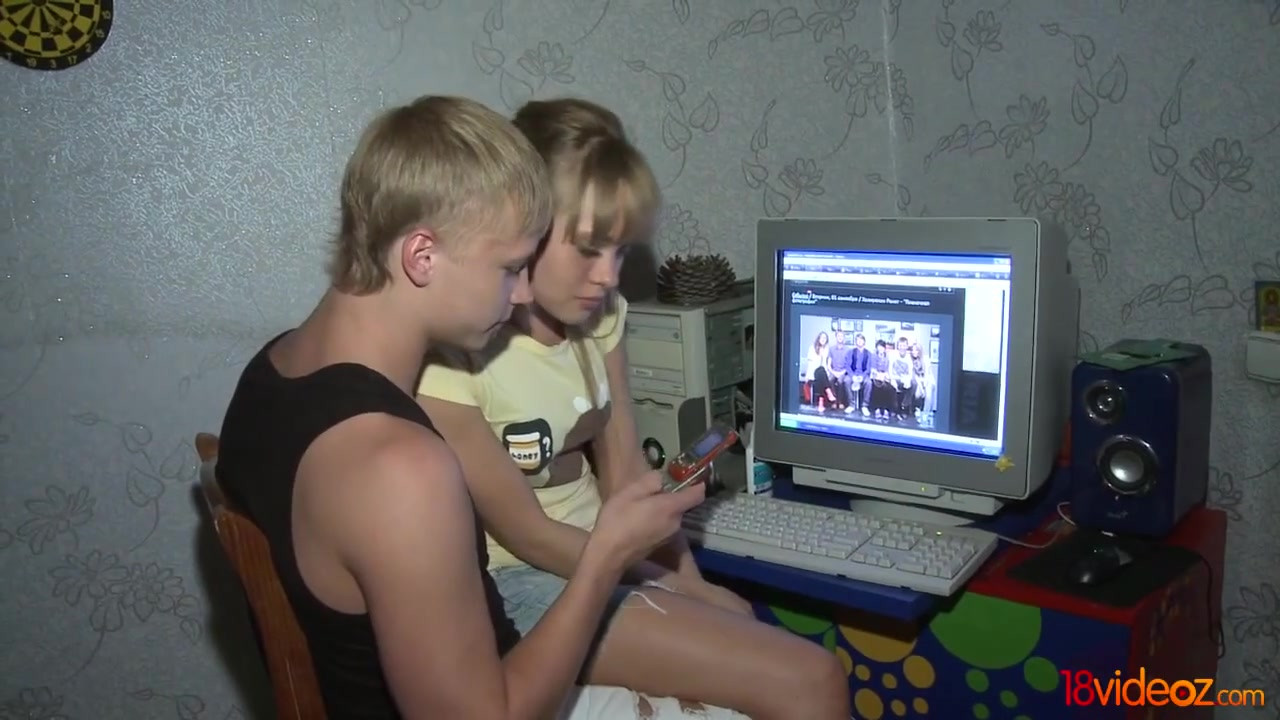 18 videoz-解雇された？あなたのgfを売って食べ物を買う！