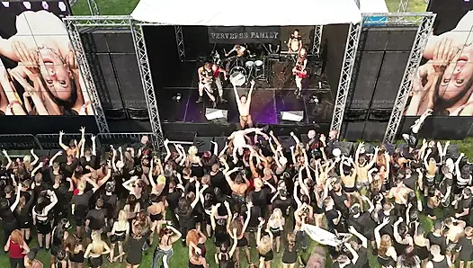 Кончай и поужинай со мной (Извращенная семья)