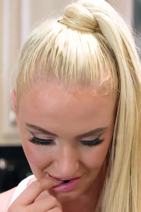Big Ass MILF Kate Dee Gets Her Inner Pipes Serviced - MYLF & Plumber