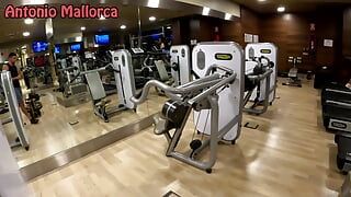Huge Ass Brazilian Slut Gets Fucked in the Gym Hard