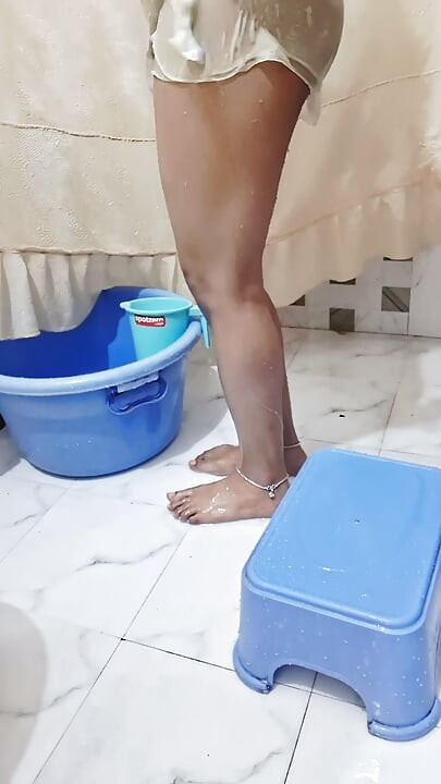 Indian sister-in-law's naked bathing video
