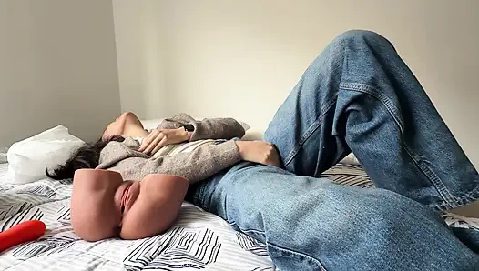 Sahabatku memberitahuku bahwa dia ingin berhubungan seks denganku