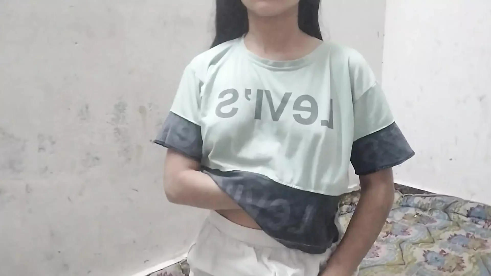 Lo ko chuchi shatrnj kar jabar dasti men bahan