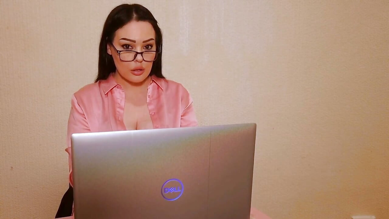 Boss Catches Employee Staring and Seduces Him in Office