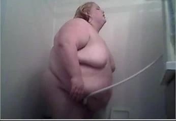 very fatty loves to masturbate