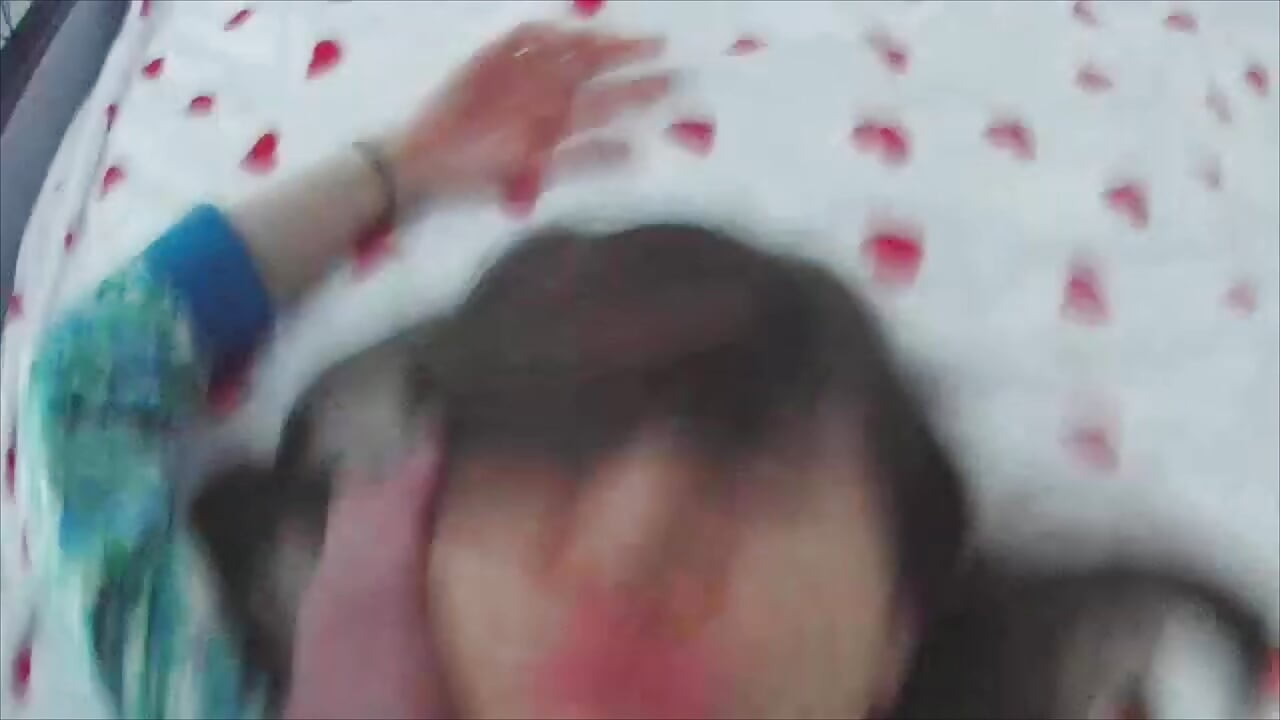 Amigo y esposa follan mientras estoy en el trabajo. Engaño real