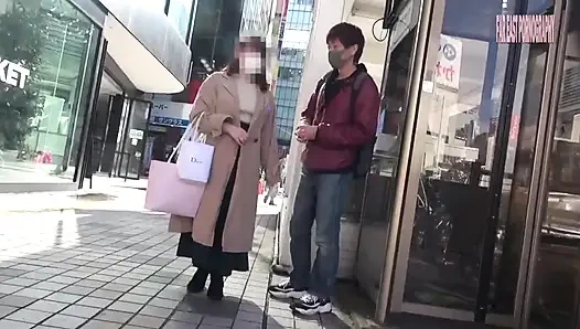 Встреча заканчивается подлинным кримпаем в любительском видео - часть 4