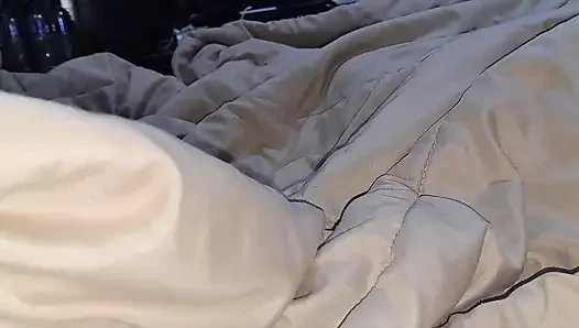 I Share a Bed with My Perverted, Cock-hungry Stepmother