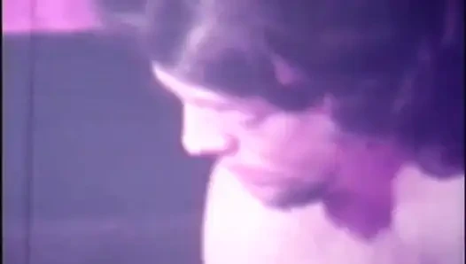 Desiree West menjilat vaginaku