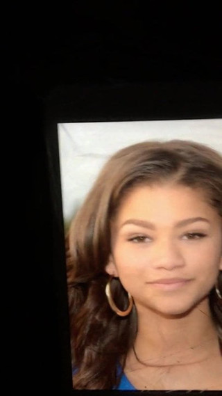 Zendaya Cum Tribute