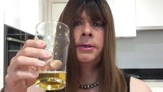 Sissy Piss Drinker