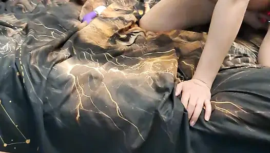 большой анал.. Она хочет это в ее задницу... Она обожает мой хуй повсюду