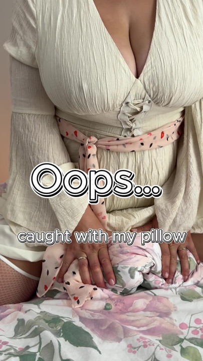 This cushion is lovely! A soft cushion and a soft MILF