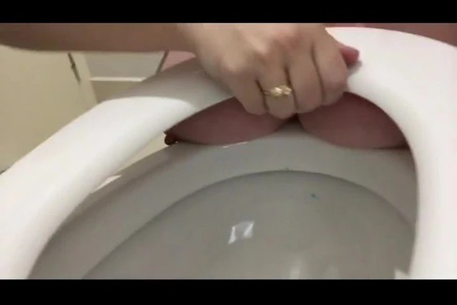 Solo tit torture