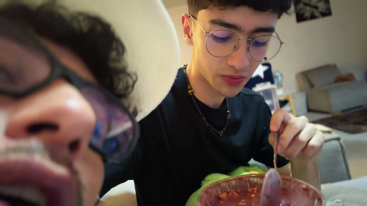 We’re just going to talk, vlog with my coworker,Andcristiann
