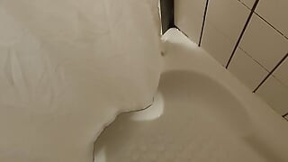 Απολαυστικός αυνανισμός στο ντους