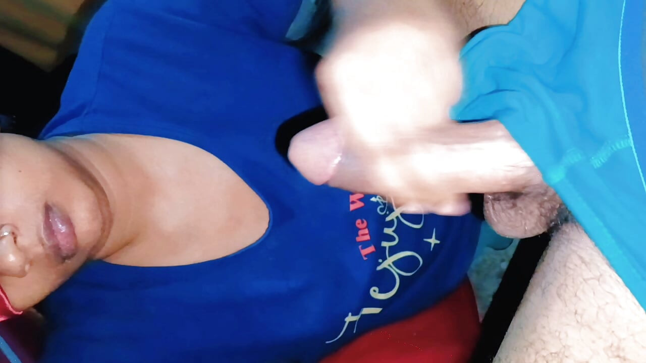 Desi sister in law inserted the dewar big penis inside her throat. Cumshot in mouth and indian bhabhi face fucking video