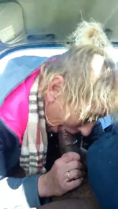 Whore sucks BBC