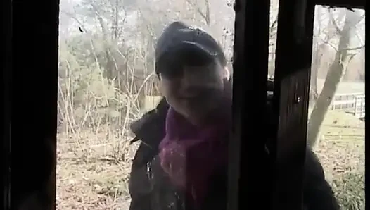 Sarışın, utangaç ve kötü bir kız arkadaşı tarafından iki sert eşlik tarafından açık
