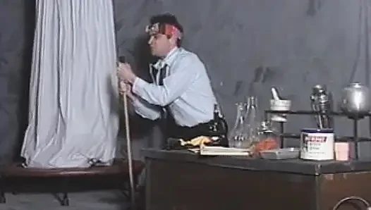 Винтажный секс, лизание киски, трах пальцами и трах
