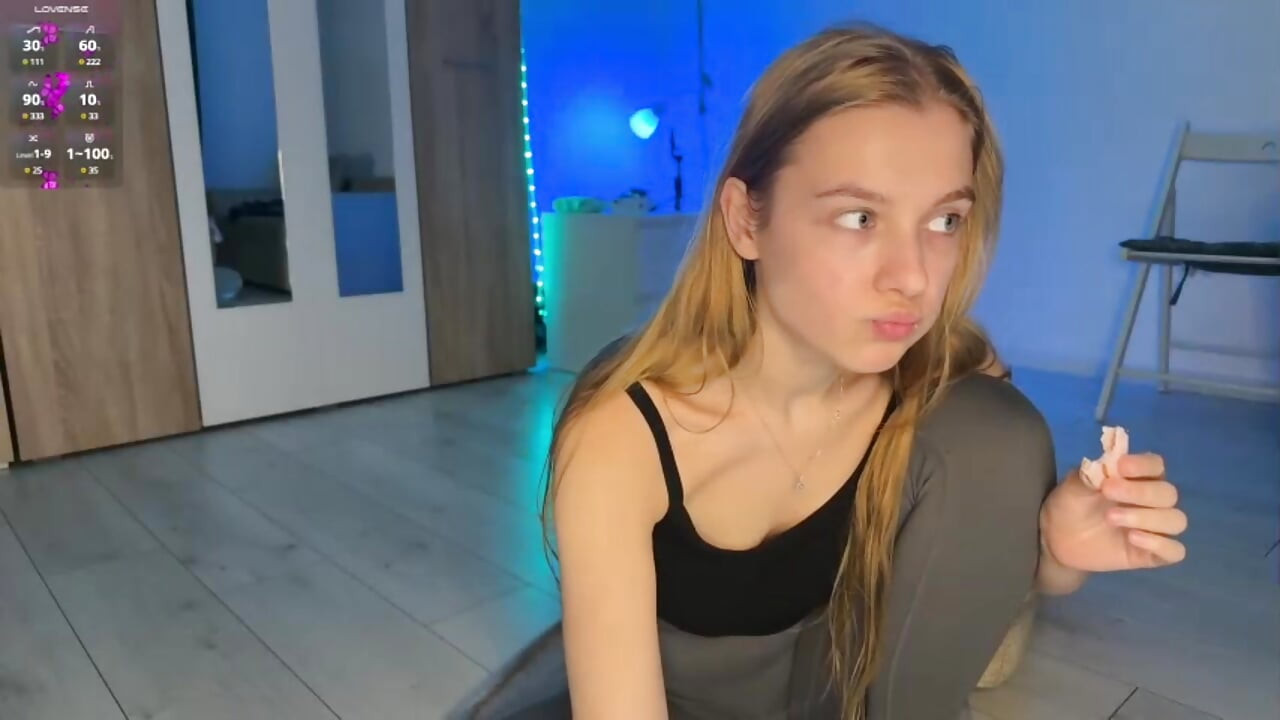 Poskakujući i šamarajući prirodne sise