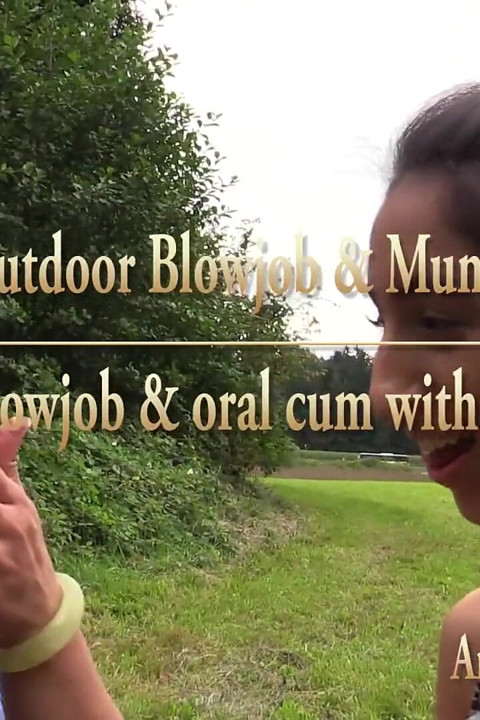 Ateşli biseksüel kızlarla açık havada oral seks ve oral boşalma