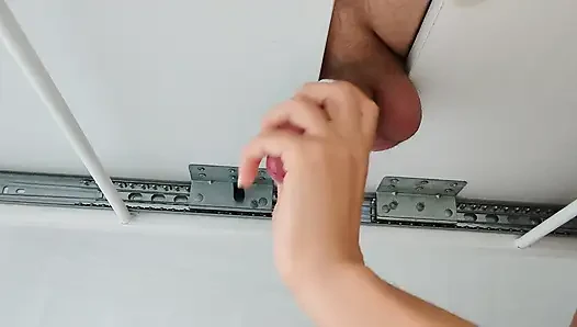 Sağım masası ecstasy - beni avuç içine sağdı ve orgazm sonrası azdırıldı