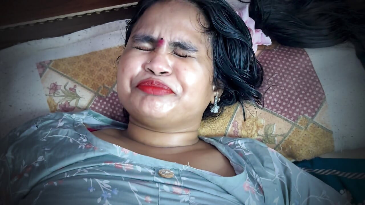 Indian Real Couple Naughty Midnight Secret Encounter hindi video