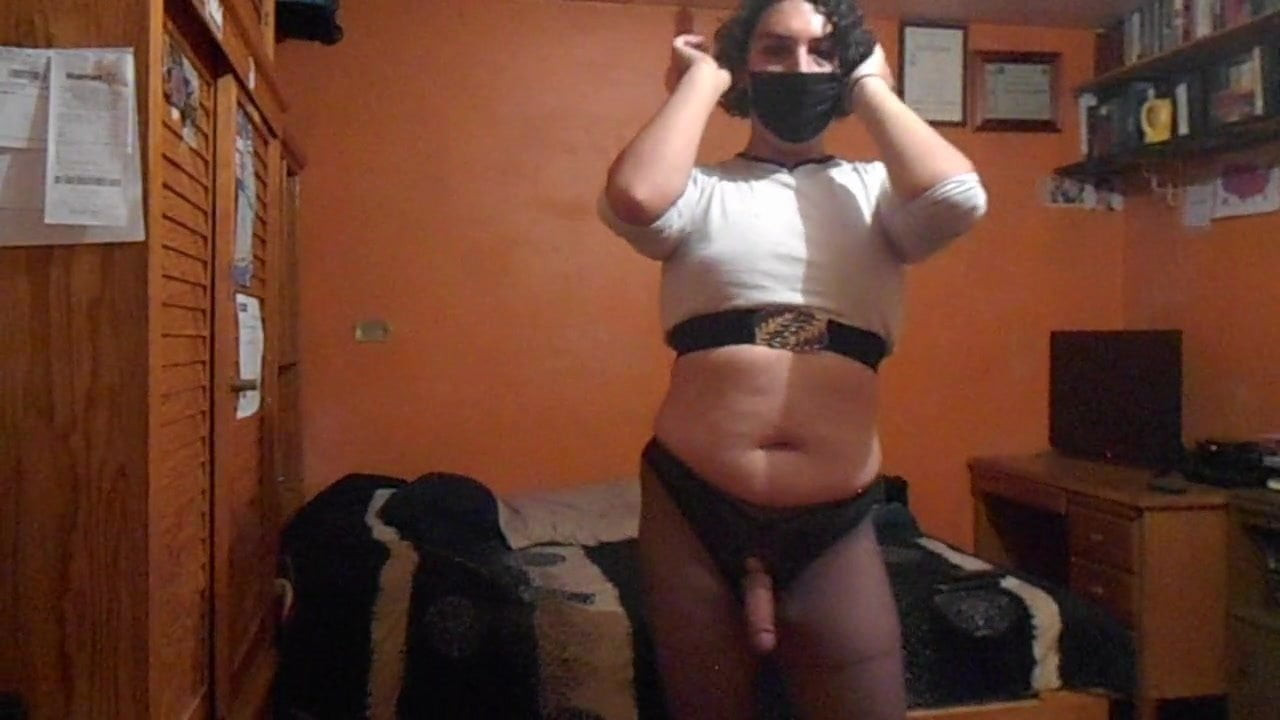 Bigdicksexyy, Sperma in Strumpfhosen