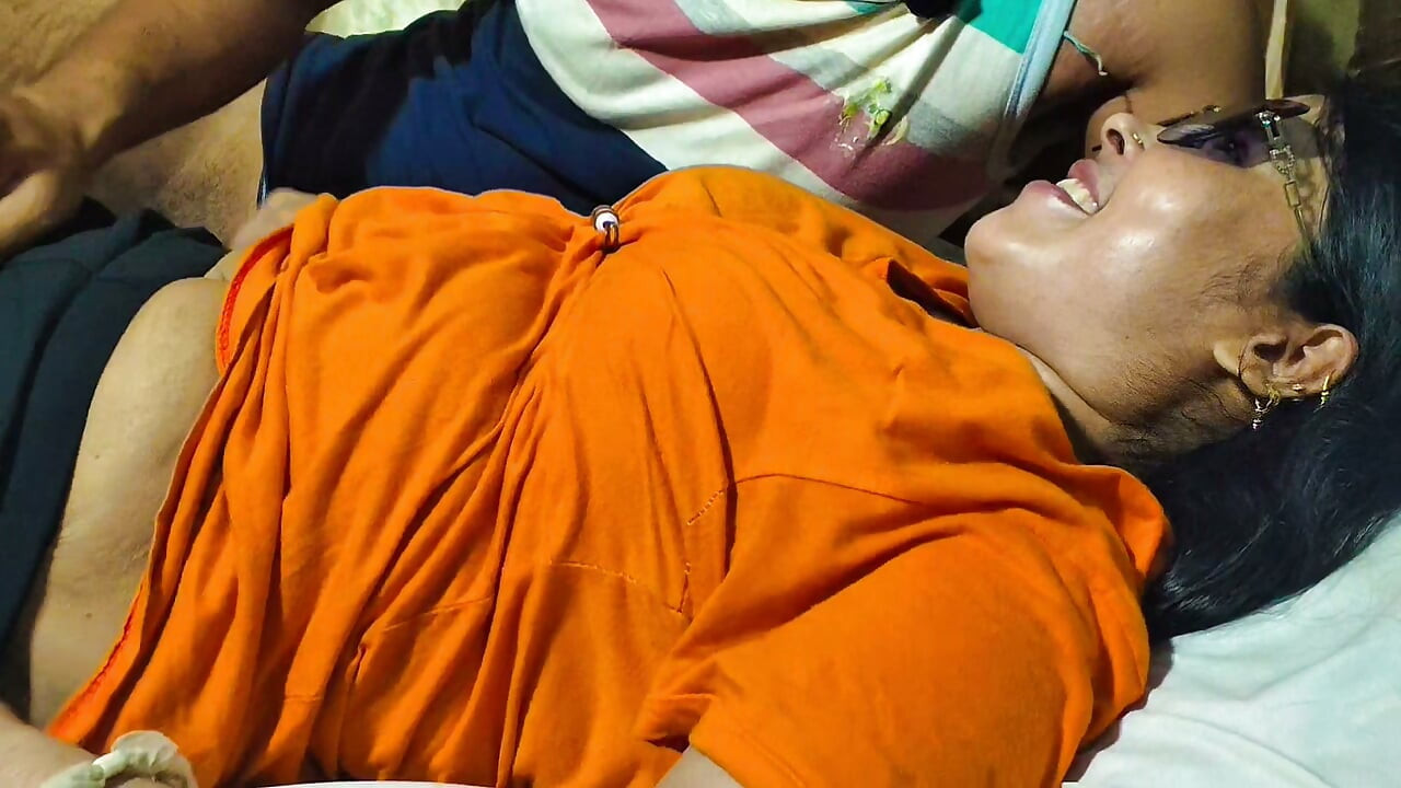 Big sister is not at home secretly sex video with brother-in-law second time