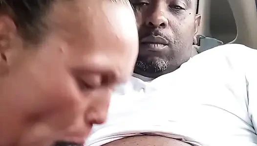 Street hooker blowjob in car. Cum in mounth