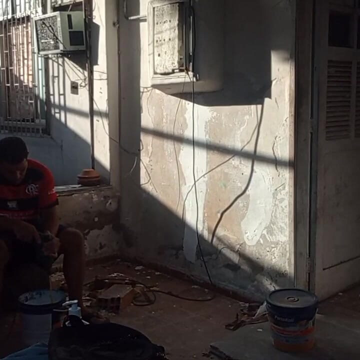 Muurari nai pomon vaimoa