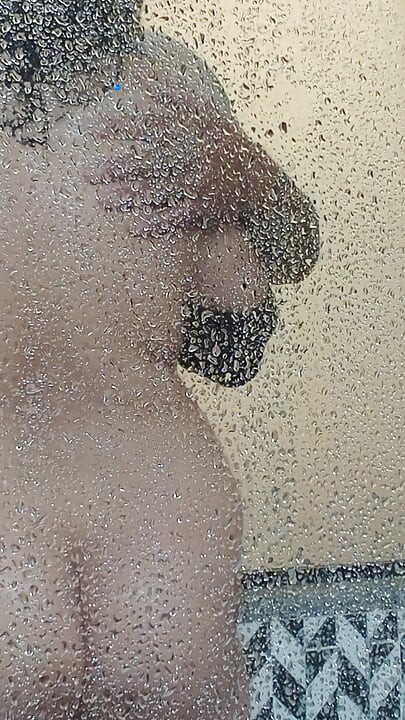 FUCKING HARD, MOANING LOUDLY AND SQUIRTING IN THE BATHROOM