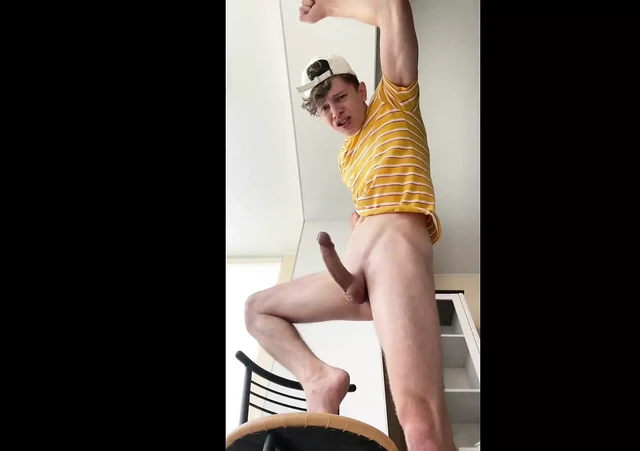 Hot  boy JERKING OFF HIS big COCK   SEXY