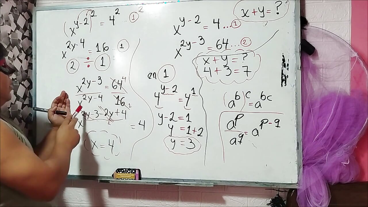 25 Álgebra: Calcula x matemática sexual
