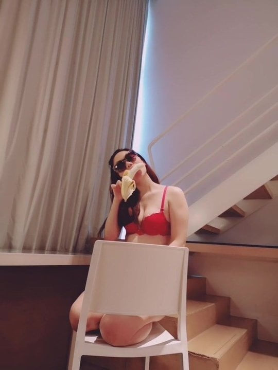 Banana Tease
