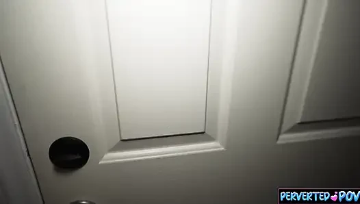 Yabancılar ev partisinde sikişiyor