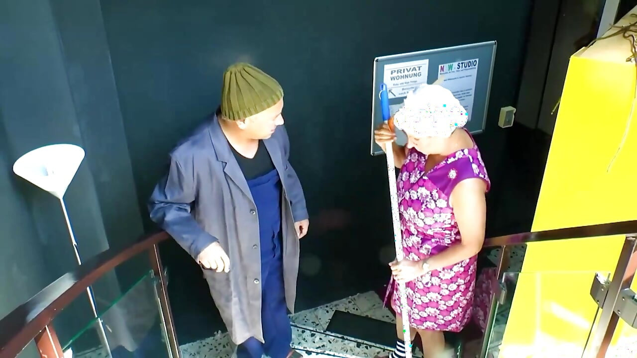 Old couple in love