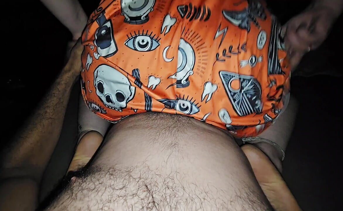ngentot cepat larut malam dengan adik tiri