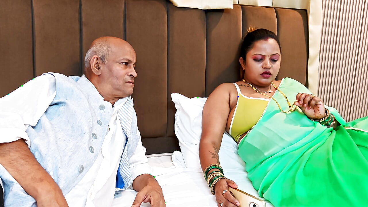 Indian threesome college made his girlfriend have sex with his stepfather. desi video