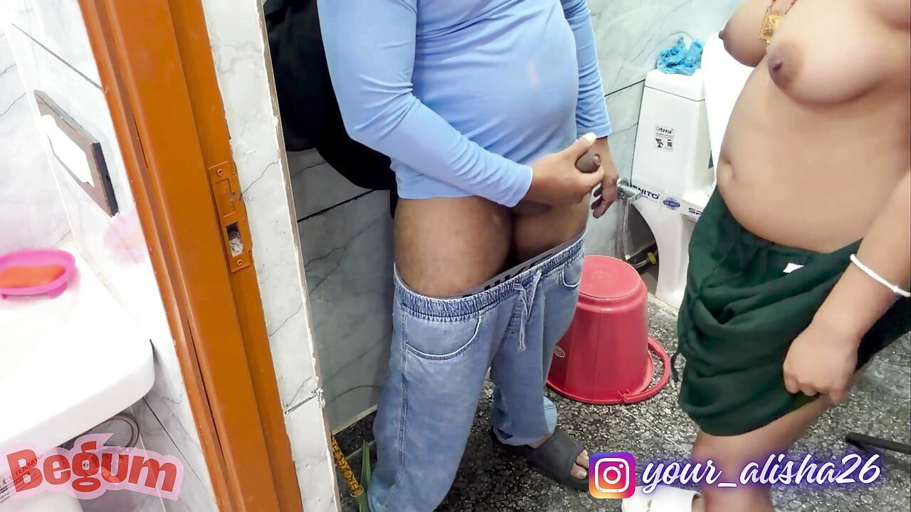 Alisha Bhabhi Aayi Kapde Badalne aur Chudgayi Tharki Ladke Se