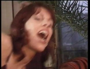 Asia d'argento siyah çoraplı seks
