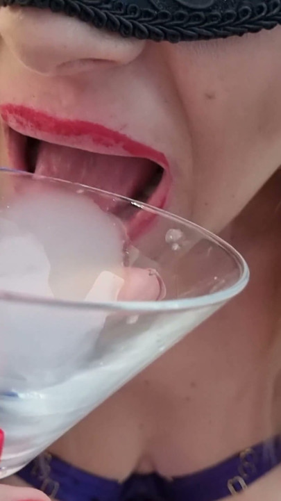 Sexy MILF blowjob. Drinks sperm from a glass. | Clip 2