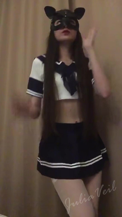 TikTok精选第八部分：性感女孩跳舞、迷你裙、丁字裤、脱衣舞、长袜与长腿、长发 | 短片 2