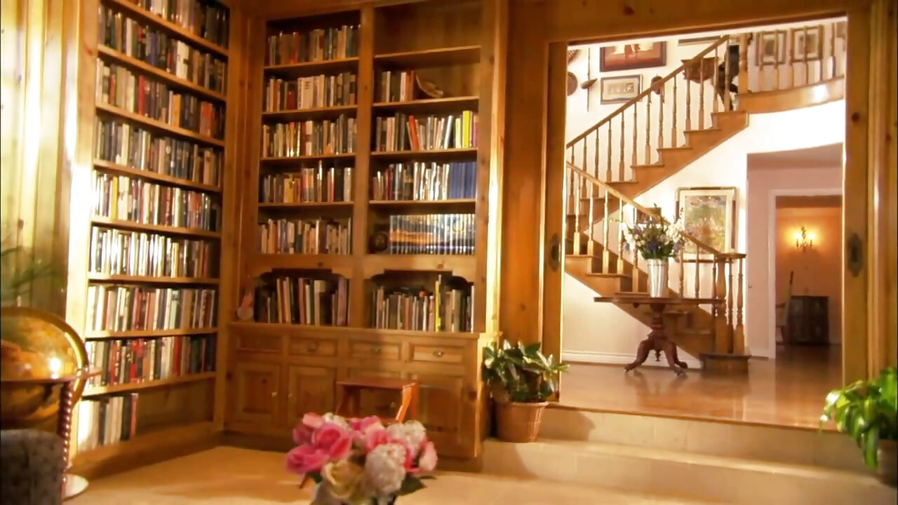 Hot MILF love to takes cock in her mouth and pussy