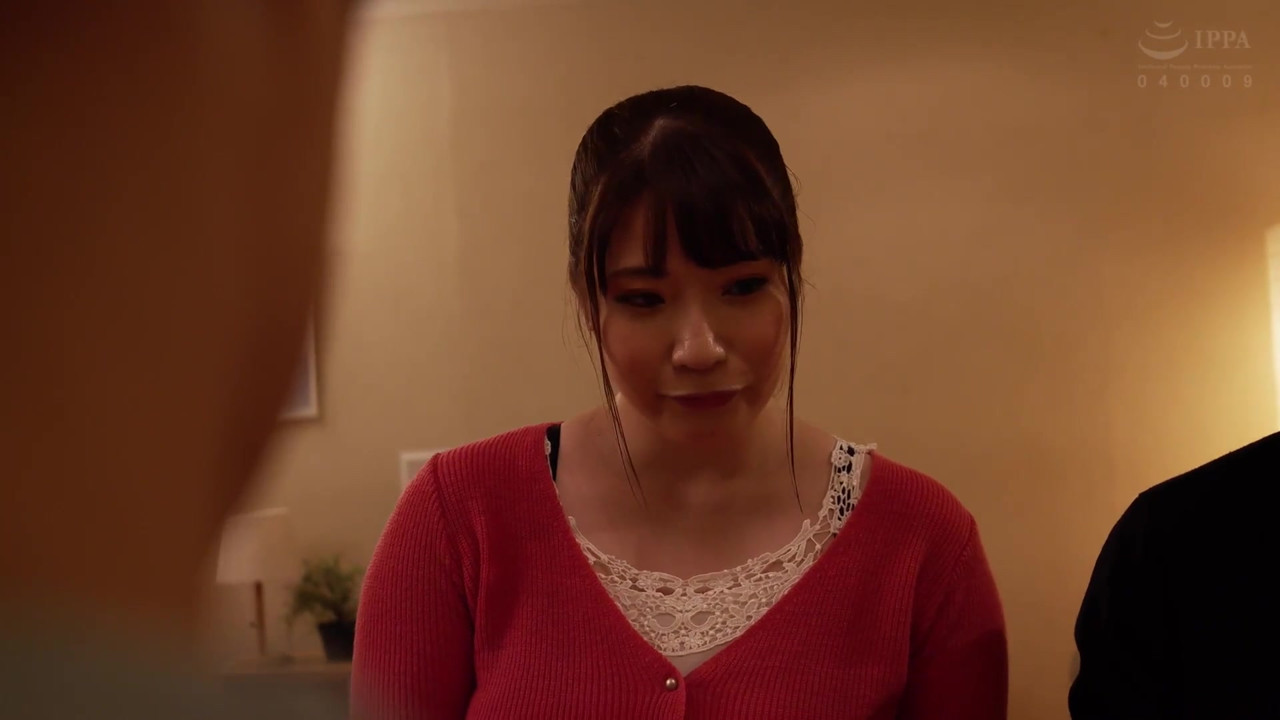 隣人のエステ師に性感開発され寝取られてしまったうちのJカップ美爆乳むっちり潮吹き妻