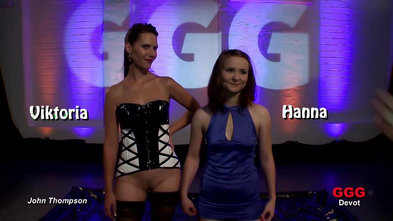 Devot Viktoria and Hanna Sperma Piss Orgy