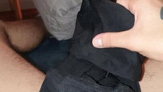 cumming inside ex GF worn pantyhose (41 size feet)