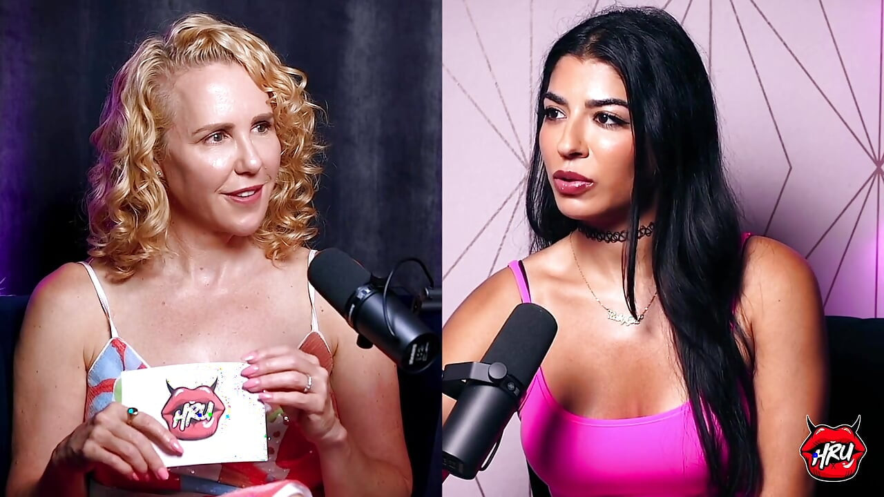 De enfermeira da UTI a Estrela Adulta de Bollywood: A Mudança selvagem de carreira de Jasmine Sherni