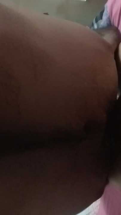 Must-see moment from "Sexy girlfriend is bouncing on the land"